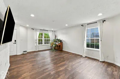 115 Cove, Fortville - 9