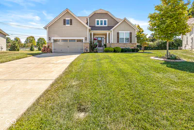 9627 Summerton Drive, Fishers - 2