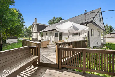 5739 Paradise Drive, Martinsville - 37