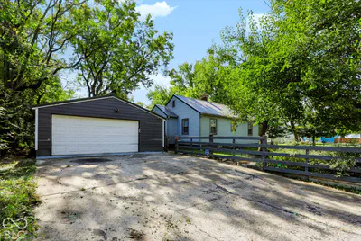 1731 N Bosart Avenue, Indianapolis - 34