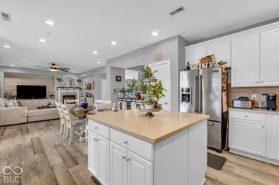 8328 Westcliffe Drive, Avon - 19