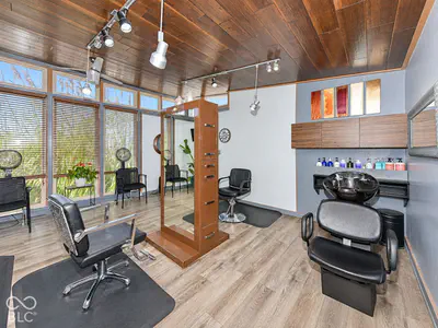 25 W 9th Street, Lapel - 2