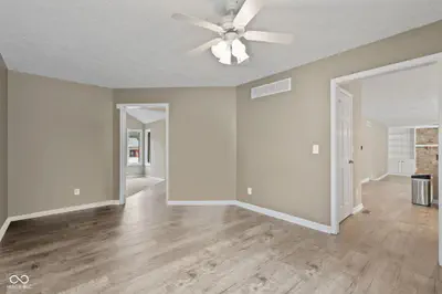 12619 Doe Lane, Indianapolis - 14