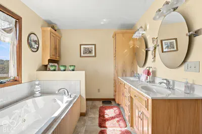 4116 S 350 Road W, Hartford City - 18