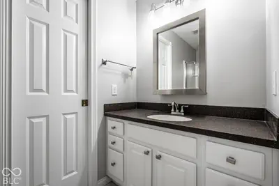 1104 Cobblefield Way, Greenfield - 23