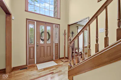 7101 Lakeside Woods Drive, Indianapolis - 7