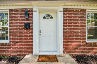 1230 Kessler Boulevard East Drive, Indianapolis - 4