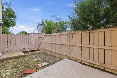 2813 Del Prado Drive, Indianapolis - 16
