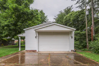 703 Hillcrest Drive, Greenwood - 45