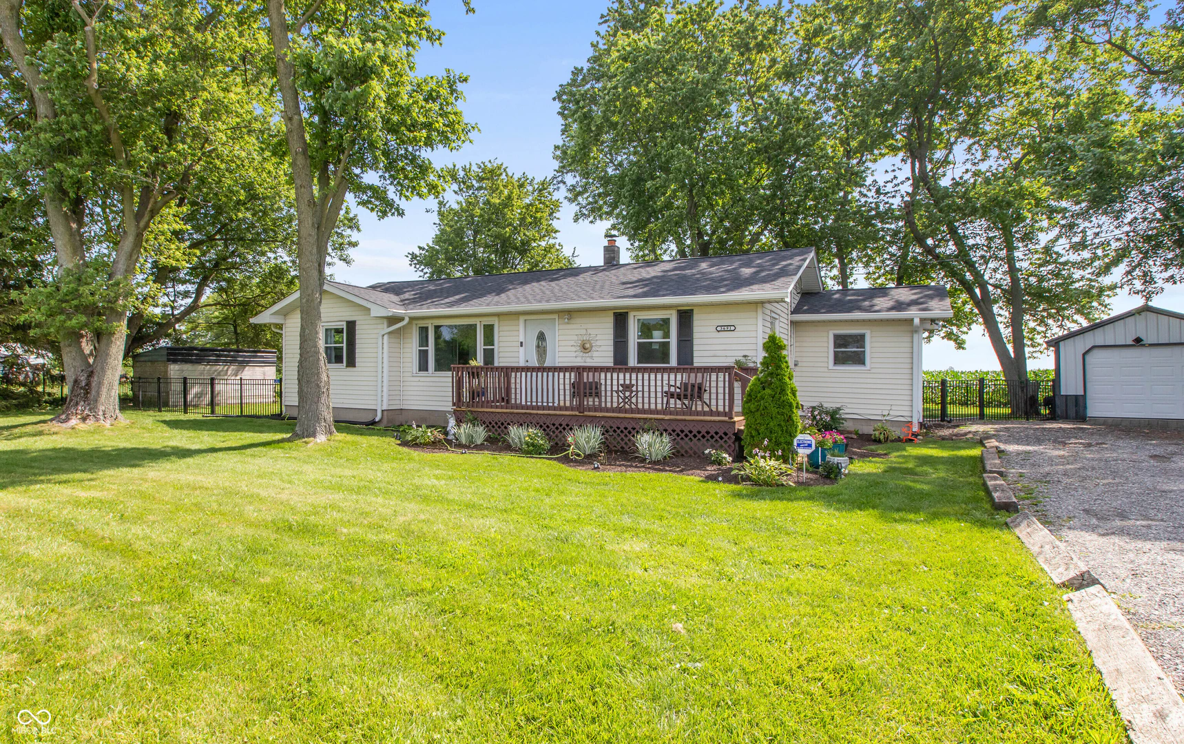3691 Us 421, Whitestown