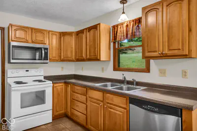 340 State Highway 7, North Vernon - 8