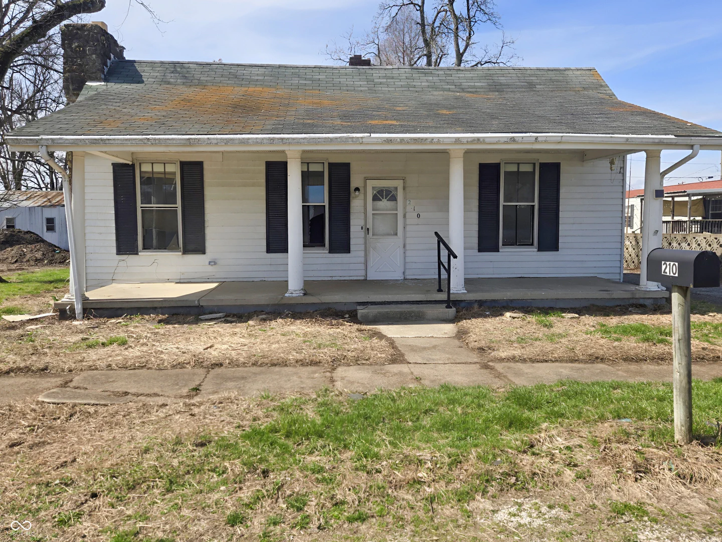 210 Lessie Street, Worthington
