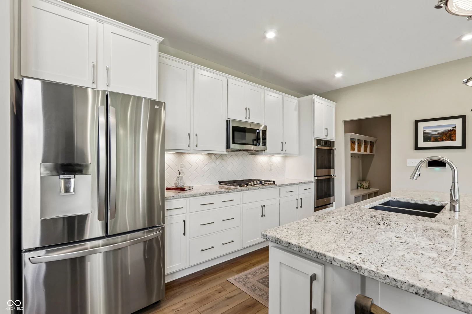 8405 Shallow Creek Court, Indianapolis