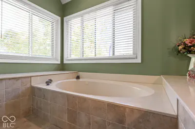 10704 Sand Key Circle, Indianapolis - 52