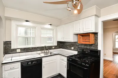 5151 Guilford Avenue, Indianapolis - 10