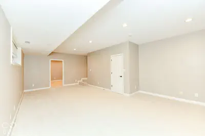 327 Walnut Street, Indianapolis - 32