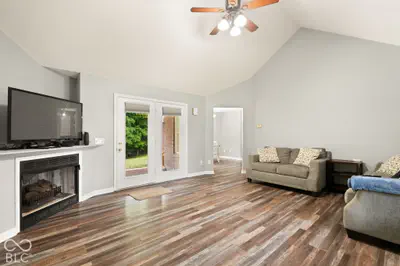 2490 W Haven Drive NW, Corydon - 8