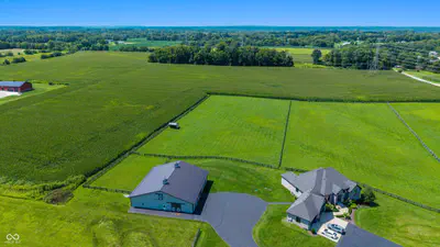 6305 Travis Road, Bargersville - 34