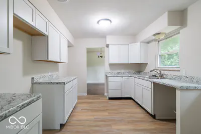 4425 Chatham Place, Indianapolis - 10