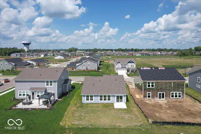 859 Oakleaf Drive, Greenfield - 33