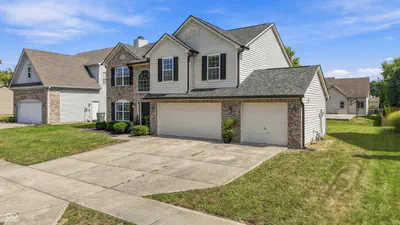 8017 Branch Creek Drive, Indianapolis - 2