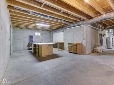 6648 Wilmot Lane, Avon - 36