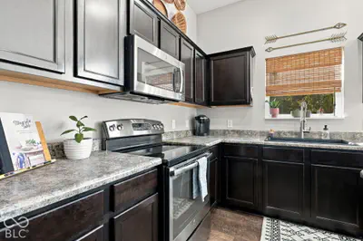 15821 Hargray Drive, Noblesville - 17