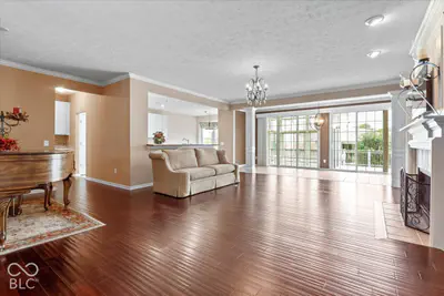 8923 W Cobblestone Drive W, Zionsville - 3