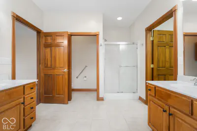 725 Greystone Court, Columbus - 43