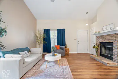 7475 Wood Court, Fishers - 5