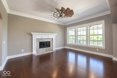 18176 Lakes End Drive, Westfield - 17