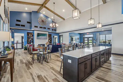 291 Highland Avenue, Danville - 40