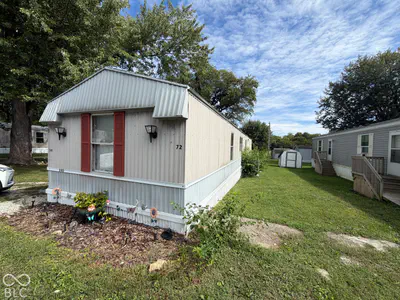 640 Pam Way, Rushville