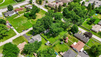 1702 Campbell Avenue, Indianapolis - 56