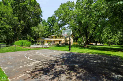 8852 Ridge Hill Drive, Indianapolis - 71