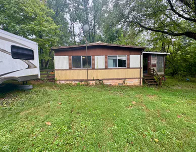 4792 Cunot Cataract Road, Poland - 2