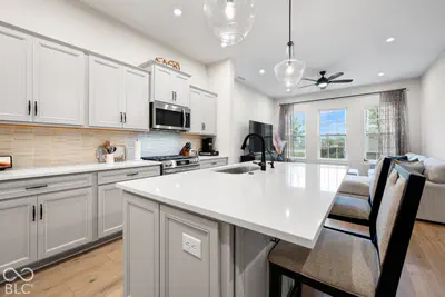 525 Gilder Drive, Carmel - 14