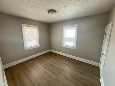 720 Queen Street, Muncie - 23