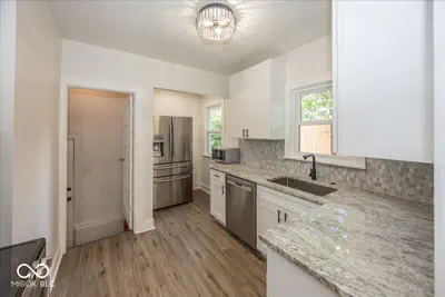 5325 E 10th Street, Indianapolis - 15