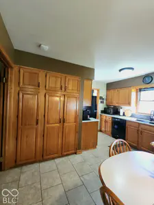 1345 Crest Court, Plainfield - 11