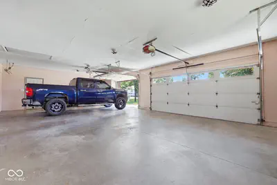 313 E 275 S, Shelbyville - 32