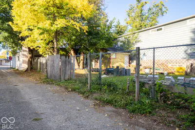 1039 Hosbrook Street, Indianapolis - 11