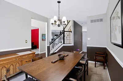 11810 Queenwood Court, Fishers - 18