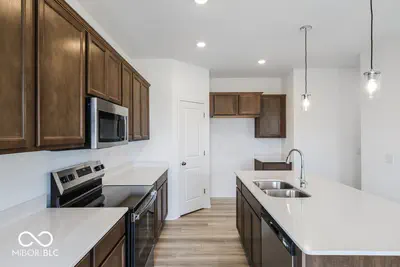 2065 Oak Terrace Court, Shelbyville - 12