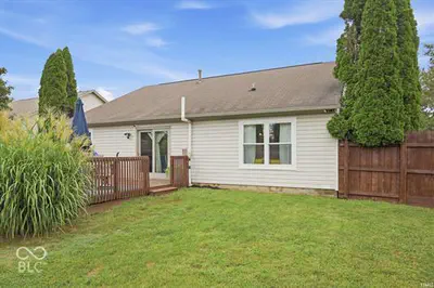 1480 Hedge, Greenfield - 20