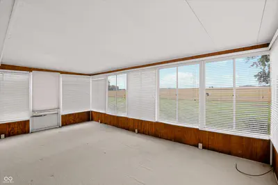8223 U S 35 Highway, Losantville - 30
