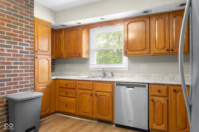 4730 Woodcrest Drive, Columbus - 13