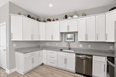 1064 Hosbrook, Indianapolis - 14
