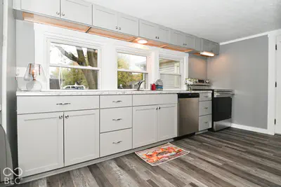 10 Broadway, North Salem - 9