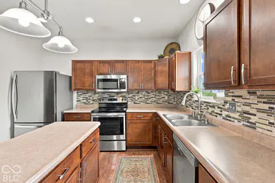 848 Briarstone Drive, Greenwood - 16